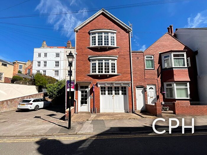 1 Bedroom Flat For Sale In Princess Street, Scarborough, YO11