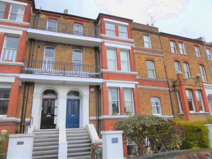 1 Bedroom Flat To Rent In Rosendale Road, London, SE21