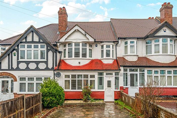 4 Bedroom Terraced House For Sale In Langley Way, West Wickham, BR4
