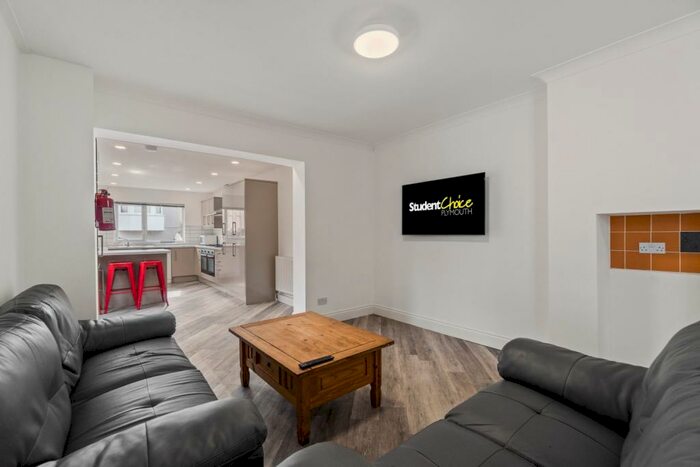 8 Bedroom Terraced House To Rent In Maple Grove, Mutley, Plymouth, Devon, PL4