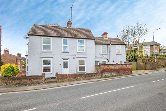 3 Bedroom Terraced House For Sale In Belstead Road, Ipswich, IP2