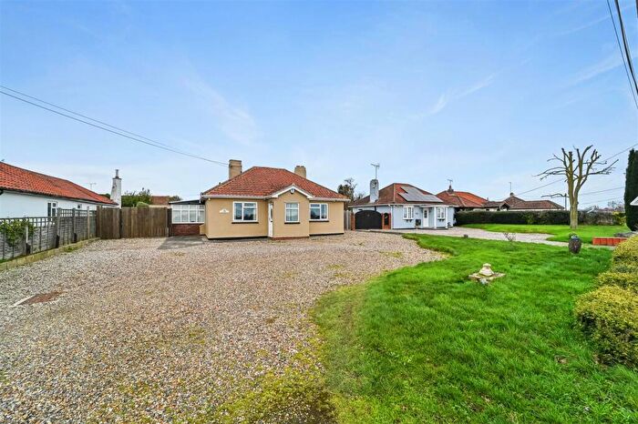 3 Bedroom Detached Bungalow For Sale In East Bergholt, CO7