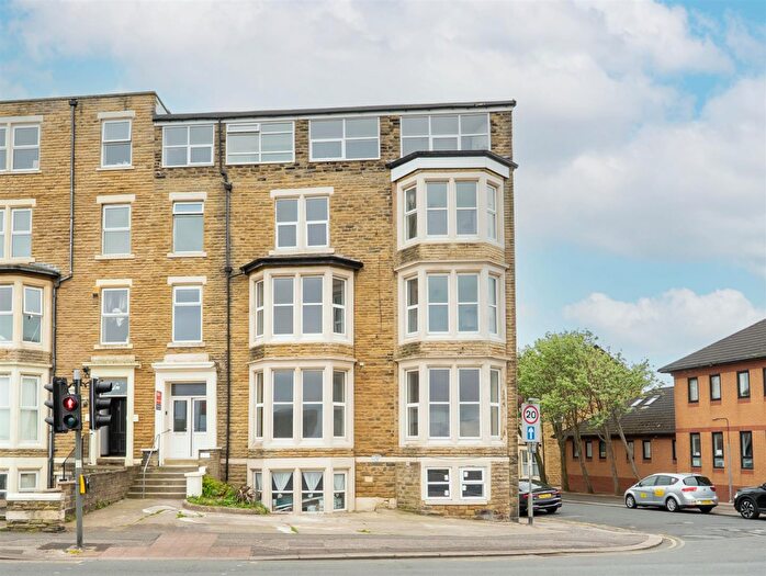 3 Bedroom Apartment To Rent In Flat - Marine Road West, Morecambe, LA3