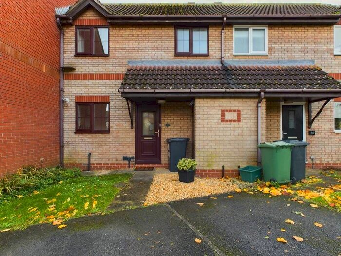 2 Bedroom Property To Rent In Carters Orchard, Quedgeley, Gloucester, GL2