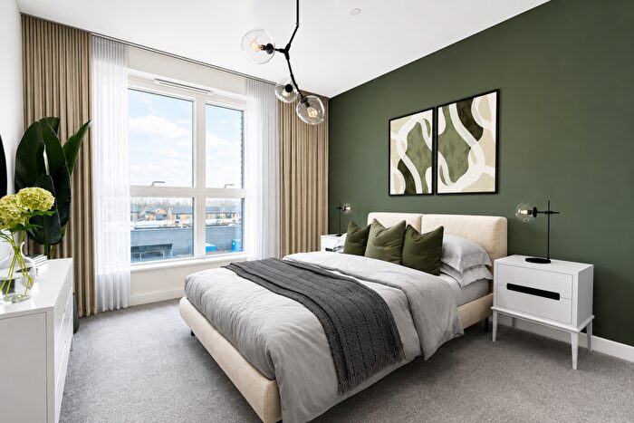 1 Bedroom Apartment For Sale In Everard Close, St. Albans, AL1