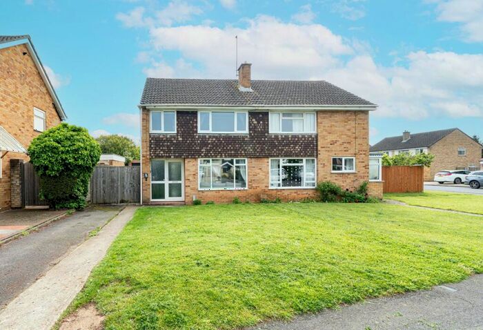 3 Bedroom Semi-Detached House For Sale In Abelwood Road, Long Hanborough, OX29