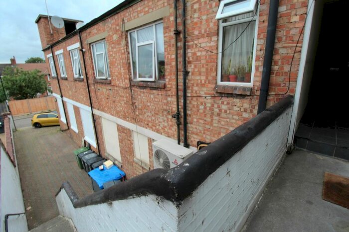 Studio To Rent In Randlesdown Road, Bellingham, SE6