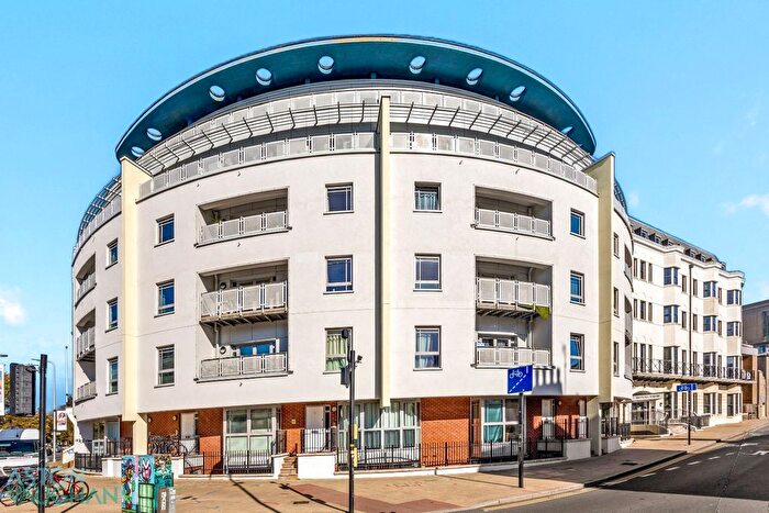 2 Bedroom Flat For Sale In Grand Parade, Brighton, BN2
