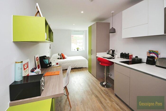 Studio To Rent In OldLondon Road, Central Kingston, KT2