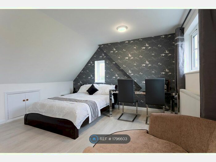 Studio To Rent In Milton Road, Cambridge, CB4