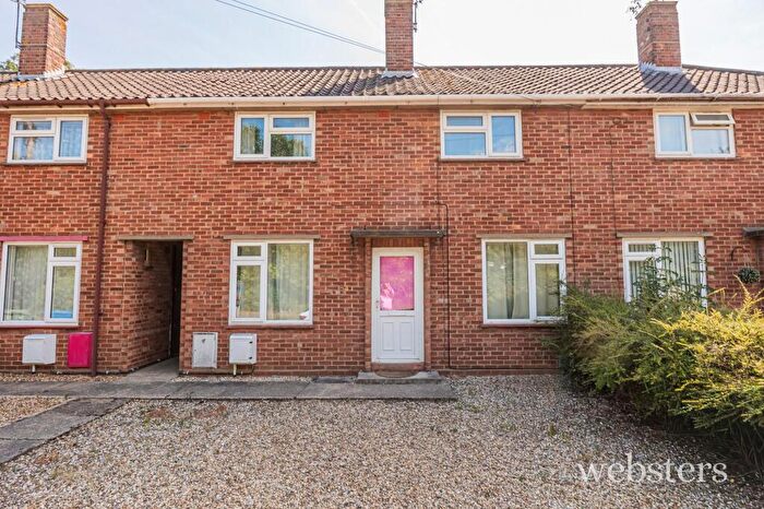 4 Bedroom Terraced House For Sale In Bluebell Road, Norwich, NR4
