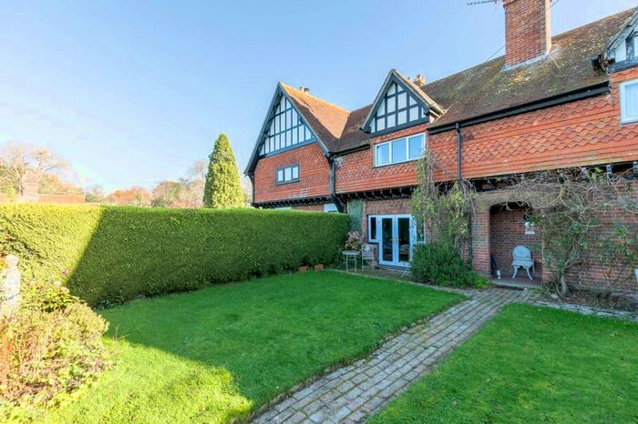 3 Bedroom Terraced House For Sale In Ashurst Wood, East Grinstead, RH19