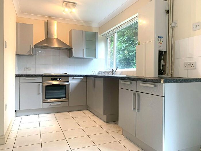 1 Bedroom Flat To Rent In Woolton Street, Liverpool, Merseyside, L25