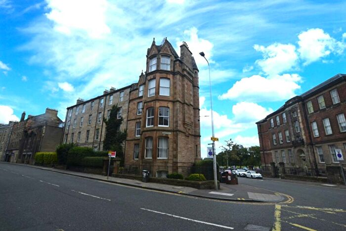 2 Bedroom Flat To Rent In Duncan Place, Edinburgh, EH6