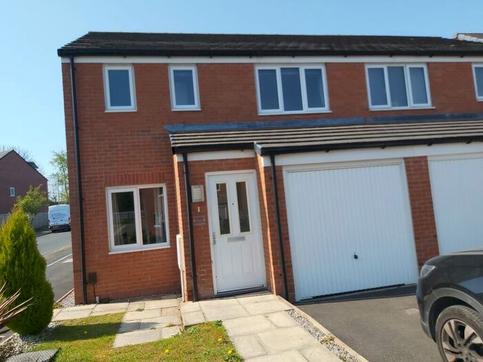 3 Bedroom Semi-Detached House To Rent In Harrier Close, Lostock, Bolton, BL6