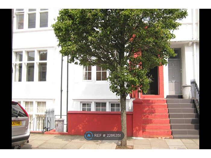1 Bedroom Flat To Rent In Anselm Road, London, SW6