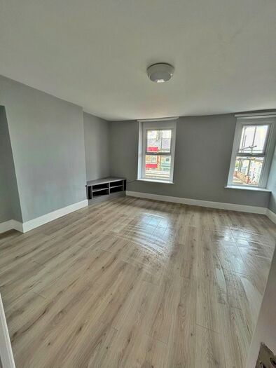 2 Bedroom Flat To Rent In Top Floor Flat, Euston Road, Morecambe, Lancashire, LA4