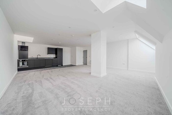 1 Bedroom Flat To Rent In Tower Ramparts, Ipswich, IP1