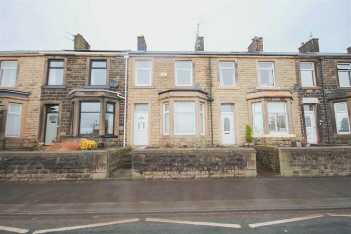 3 Bedroom Terraced House To Rent In Whalley Road, Read, Burnley BB12
