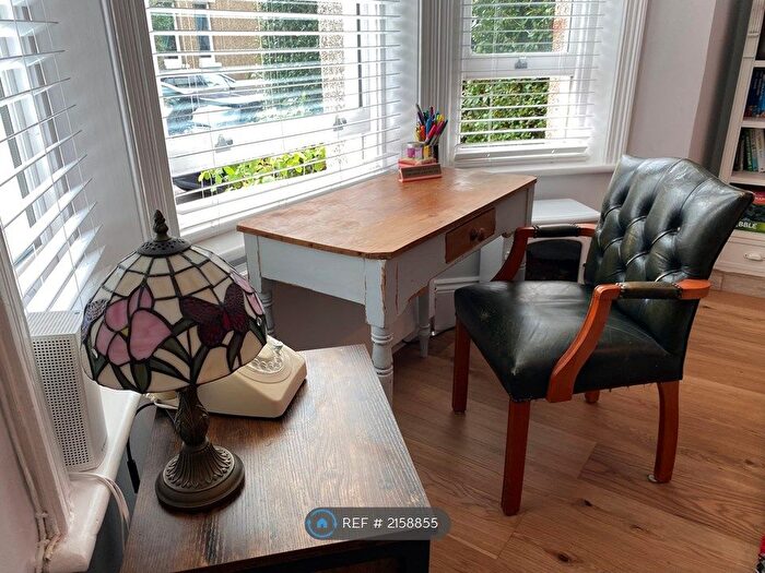 1 Bedroom Flat To Rent In Aigburth Mansions, London, SW9