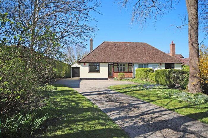 2 Bedroom Semi-Detached House For Sale In Edlesborough, LU6