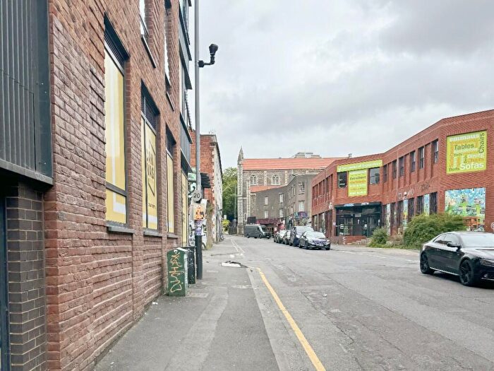 5 Bedroom Flat To Rent In Upper York Street, Bristol, BS2