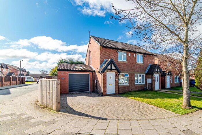 2 Bedroom Semi Detached House For Sale In Mortimer Avenue, Newcastle Upon Tyne, NE5