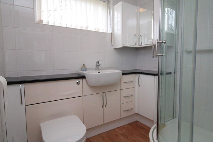 2 Bedroom Apartment To Rent In Woodbourne, B15