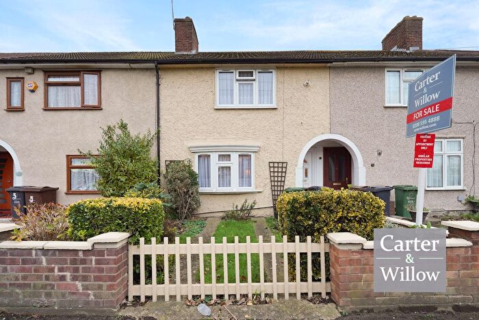 2 Bedroom Terraced House For Sale In Pondfield Road, Dagenham, RM10