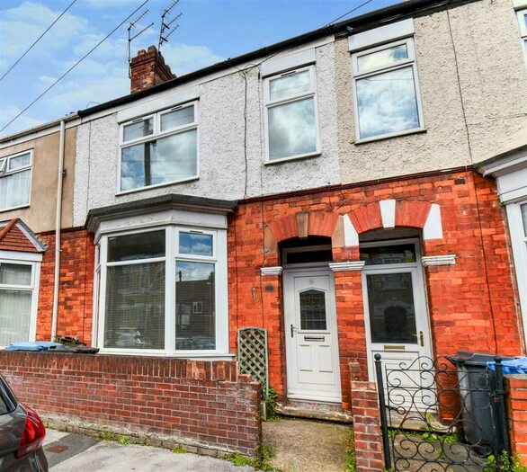 3 Bedroom Terraced House To Rent In East Park Avenue, Hull, HU8