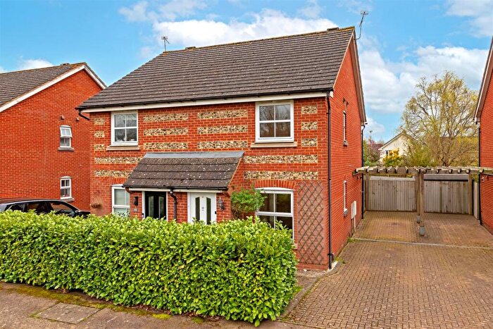 2 Bedroom Semi Detached House For Sale In Puddingstone Drive, St. Albans, AL4