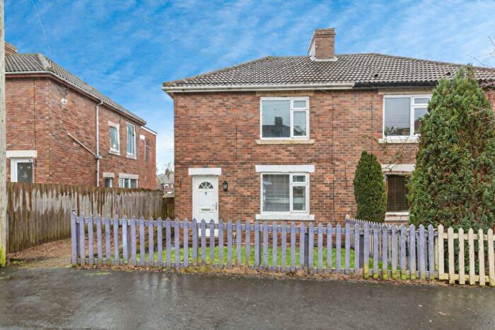 3 Bedroom Semi-Detached House For Sale In Deneside, Lanchester, DH7