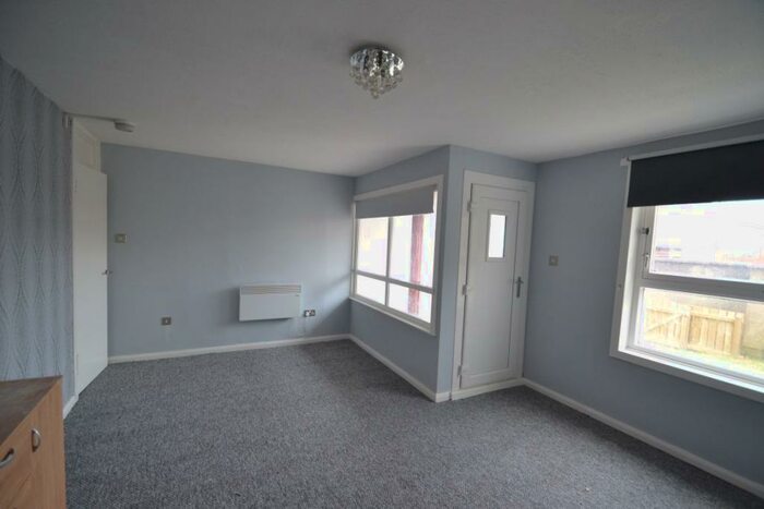 3 Bedroom Flat To Rent In Vernon Drive - Paisley, PA3
