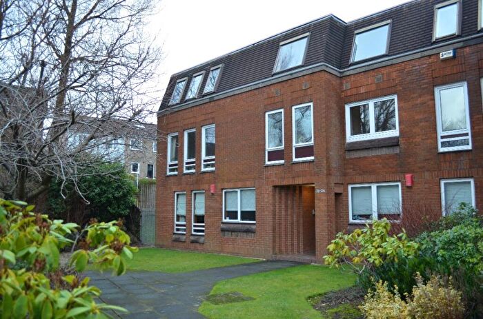 2 Bedroom Flat To Rent In Clarence Gardens, Hyndland, Glasgow, G11