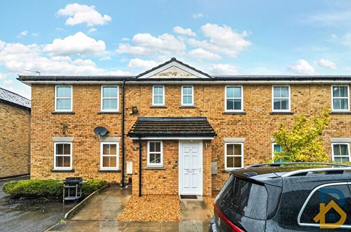 2 Bedroom Maisonette For Sale In Clydesdale Road, Meridien Clydesdale Road, RM11