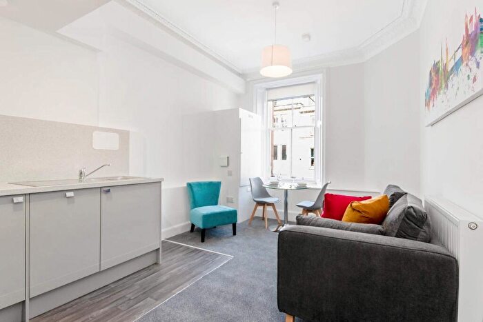 2 Bedroom Flat To Rent In Sloan Street, Edinburgh, EH6