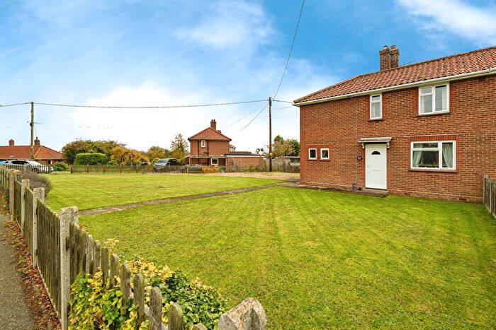3 Bedroom Semi-Detached House For Sale In Norwich Road, Pulham St. Mary, Diss, IP21