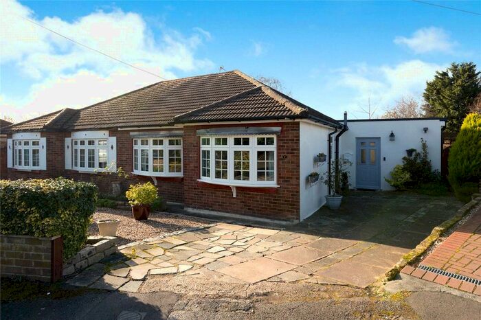 2 Bedroom Bungalow For Sale In Bransell Close, Crockenhill, Swanley, Kent, BR8