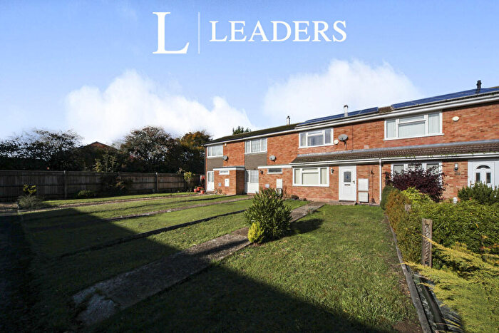 2 Bedroom Flat To Rent In Fenwick Road, Houghton Regis, Dunstable, LU5