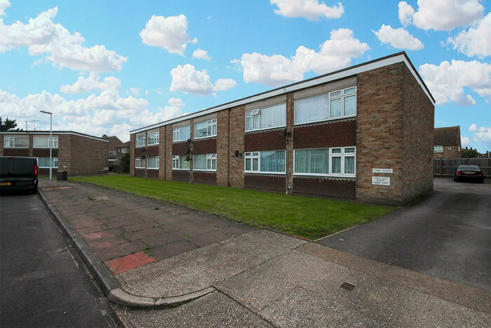 Flat To Rent In Park House, Seamill Park Crescent, Worthing, BN11