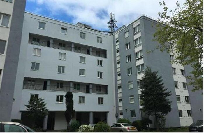 Flat To Rent In Princes Court, Croxteth Road, L8