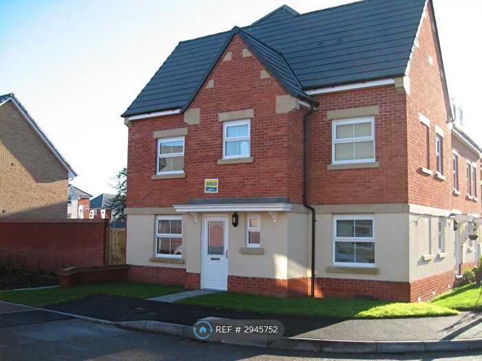 3 Bedroom Semi Detached House To Rent In Rossby, Shinfield, Reading, RG2