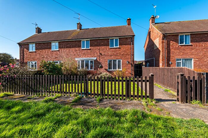 3 Bedroom Semi Detached House For Sale In North Crescent, Bottesford, NG13