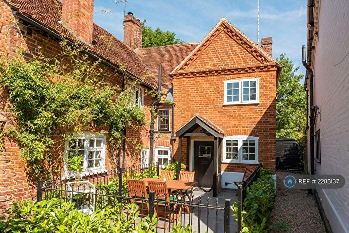 1 Bedroom Semi-Detached House To Rent In Church Cottages, Effingham, KT24