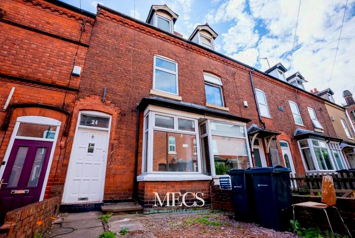 4 Bedroom Semi-Detached House To Rent In Mostyn Road, Edgbaston, Birmingham, West Midlands, B16