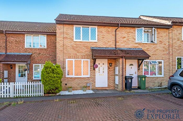 2 Bedroom Terraced House For Sale In Calleva Close, Hatch Warren, RG22