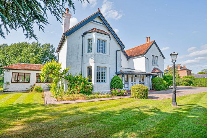 6 Bedroom Detached House For Sale In Puttenham, Tring, HP23