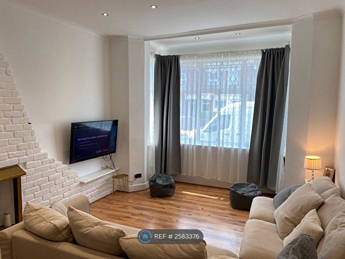 1 Bedroom Flat To Rent In London, London, N15