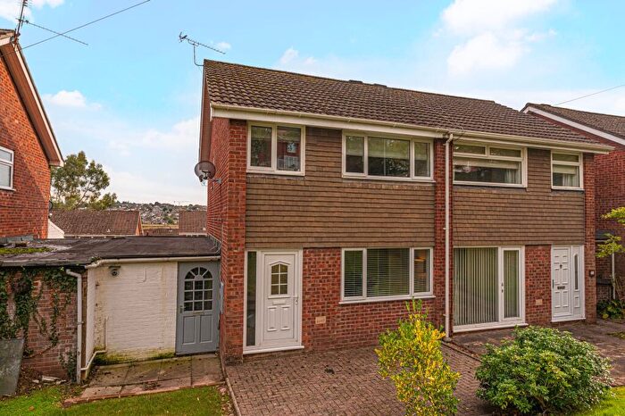 3 Bedroom Semi-Detached House For Sale In Walnut Drive, Caerleon, NP18