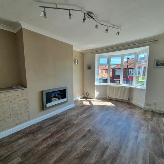 2 Bedroom Flat To Rent In St. Julien Gardens, Wallsend, NE28